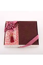 Kuran + Seccade + Tesbih Hediye Seti (Hafız Boy, Termo Deri, Desenli Kutu, Bordo)