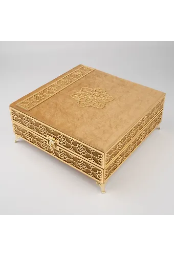Kuran + Seccade + Tesbih Hediye Seti (Orta Boy, Raşel Kare Kutu, Gold)