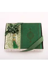 Kuran + Seccade + Tesbih Hediye Seti (Orta Boy, Termo Deri, Desenli Kutu, Yeşil)