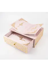 Raşel Kaplama, Çekmeceli Rahleli Kuranı Kerim (Orta Boy, Pembe)