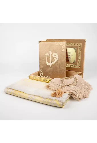 Raşel Kutulu, Şal + Seccade + Tesbih + Kuran Hediye Seti (Orta Boy, Gold, Elif-Vav)