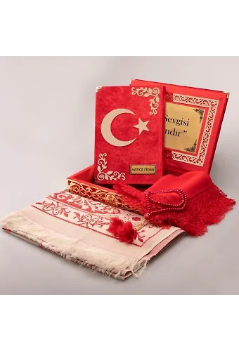 Şal + Seccade + Tesbih + Ay Yıldız Kuran Hediye Seti (Orta Boy, Kırmızı, Gold Pleksi)