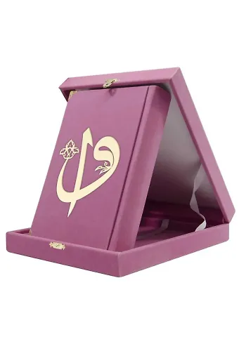Kadife Kutulu Kur'an-ı Kerim (Hafız Boy, Elif-Vavlı, Pembe)