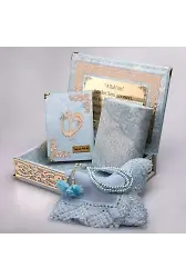 Raşel Kutulu, Şal + Seccade + Tesbih + Kuran Hediye Seti (Orta Boy, Bebe Mavi, Elif-Vav)