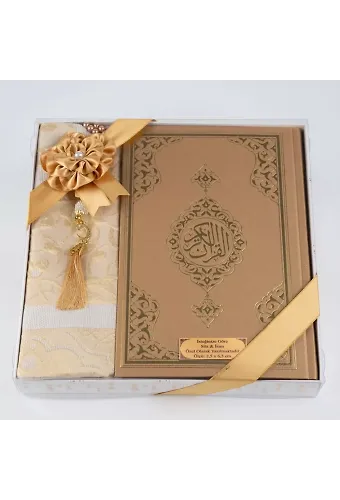 Kuran + Seccade + Tesbih Hediye Seti (Orta Boy, Ekonomik Cilt, Desenli Kutu, Gold)